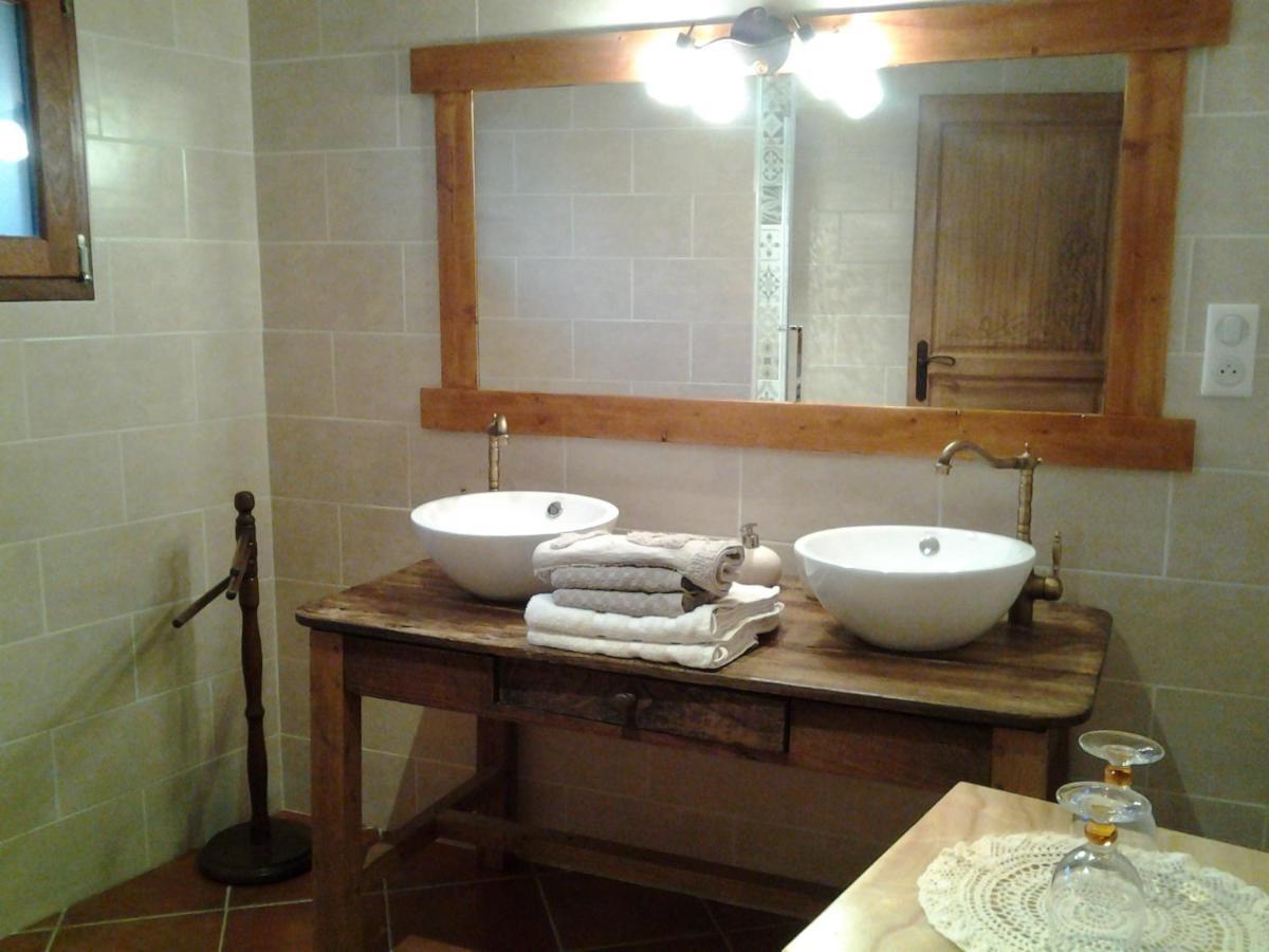 Le Martinou Bed & Breakfast Le Cayrol Exterior foto